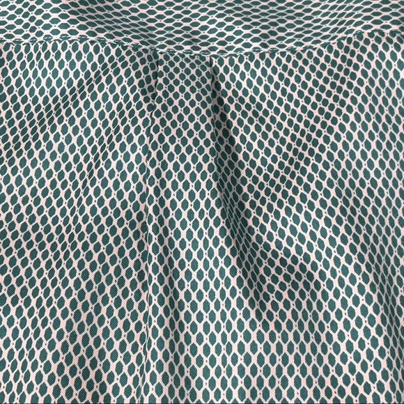 THE LIMITED (W) Tie Waist Abstract Green Top -XS - Picture 4 of 6